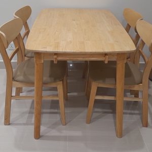 Bàn Ăn Gỗ Cao Su Mango 1m2