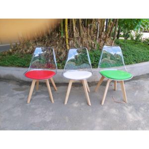 Ghế Nhựa Trong Mặt Đệm Chân Gỗ